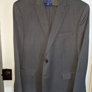 Egara 3 piece men's suit